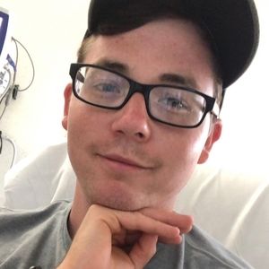 Meet your Posher, Cameron